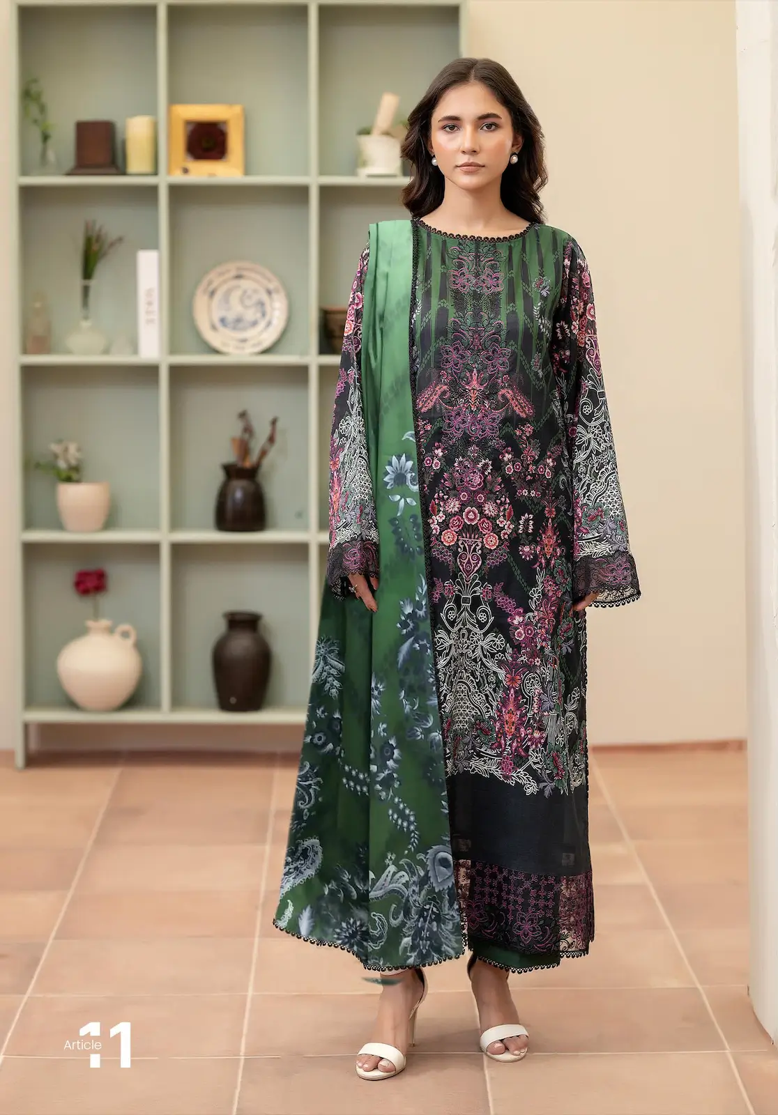 Pakistani Dastaan Luxury Digital Printed Lawn Three - Piece Unstitched Suit 1