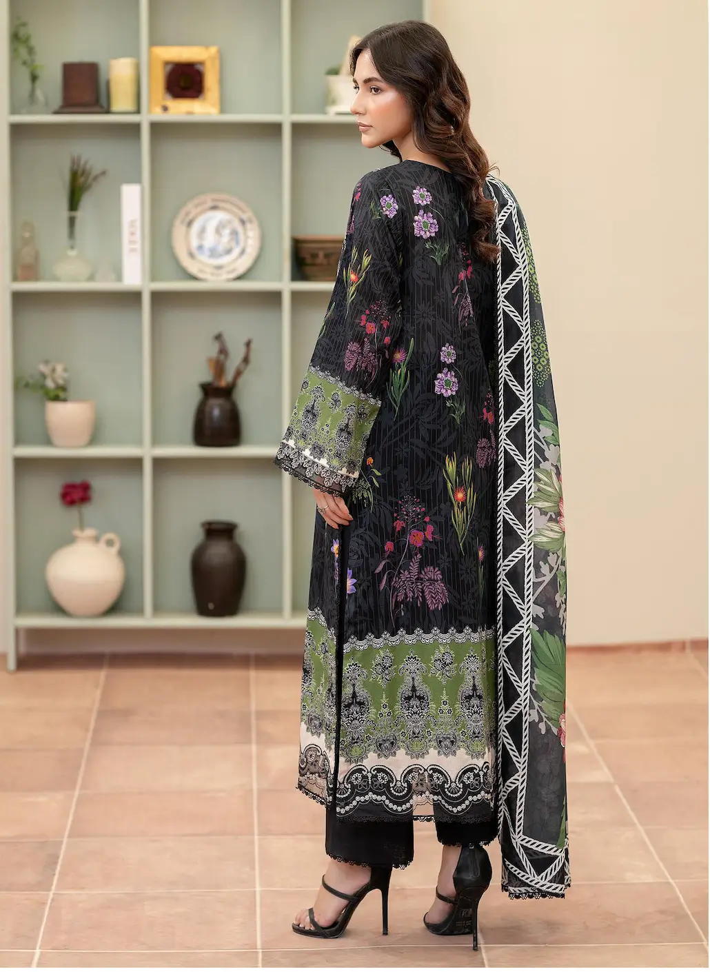Pakistani Dastaan Luxury Lawn Embroidered Three - Piece Unstitched Suit 2