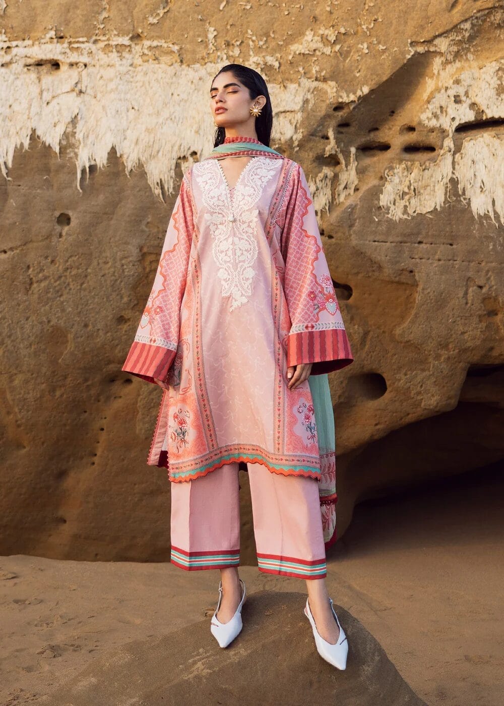 Sadaf Fawad Khan Unstitched Lawn Three Piece - Pink 1