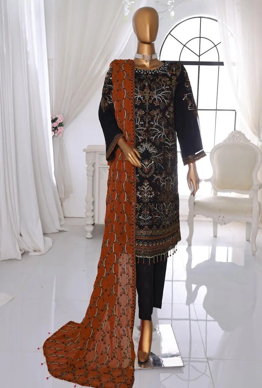 Pakistani Ankahi Karchupi Worked Unstitched Chiffon Three Piece - Onyx 1