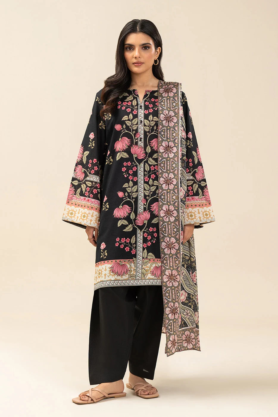 Pakistani Beechtree Unstitched Lawn Three Piece - Garden Black 5