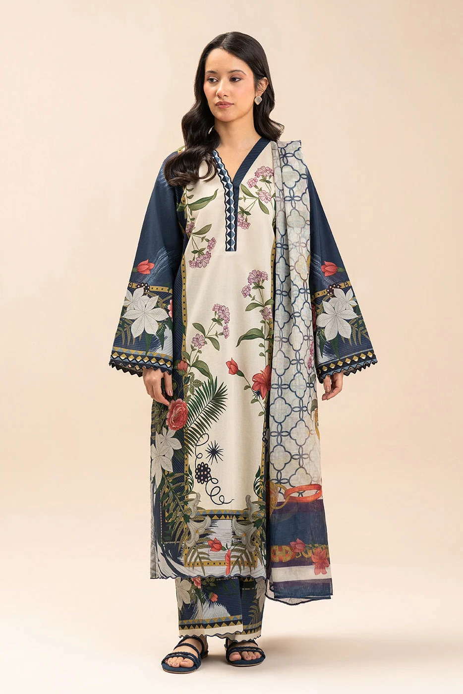 Pakistani Beechtree Unstitched Lawn Three Piece - Ornat Botanica 2