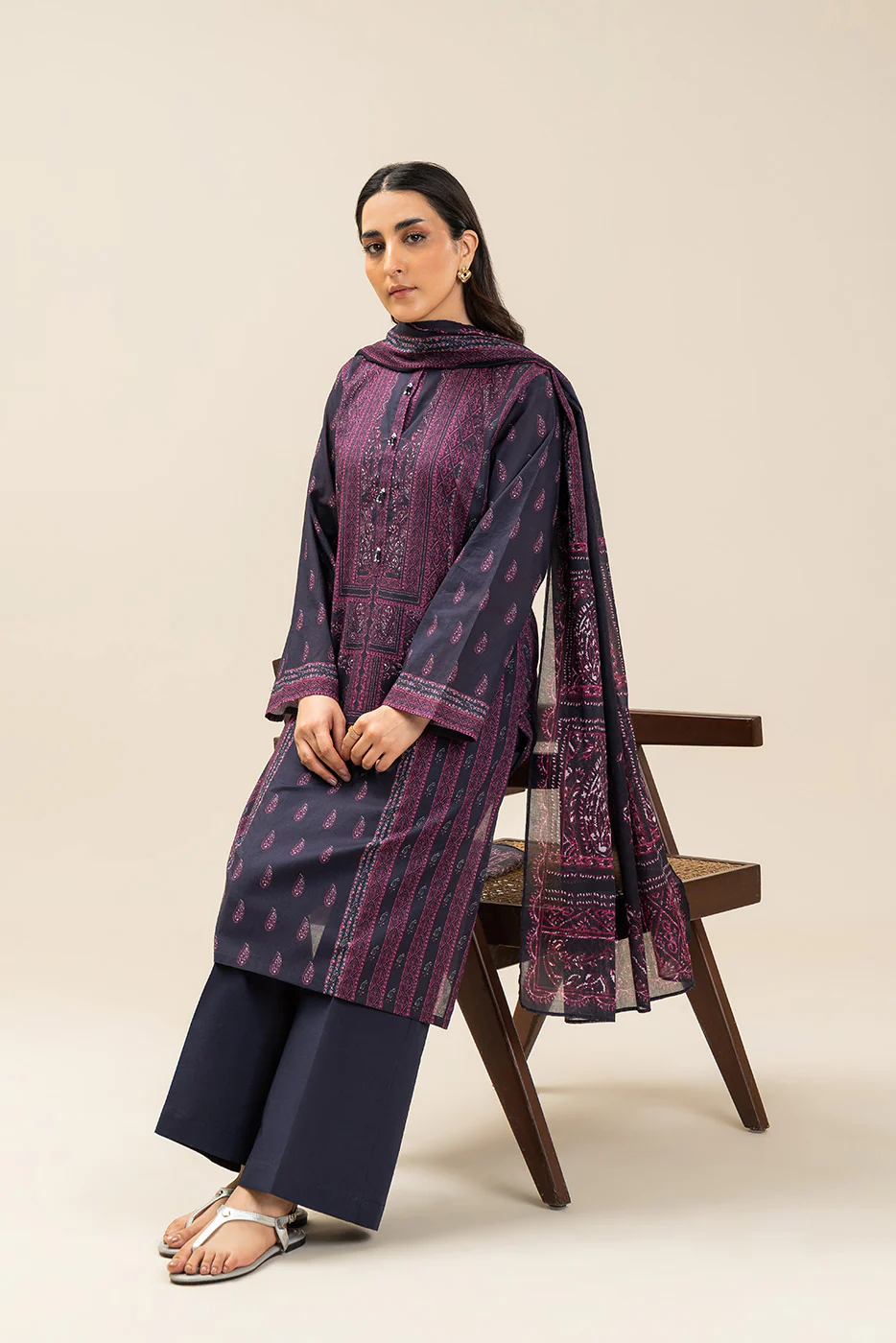 Pakistani Beechtree Lawn Unstitched Three Piece- Violet x Black 1